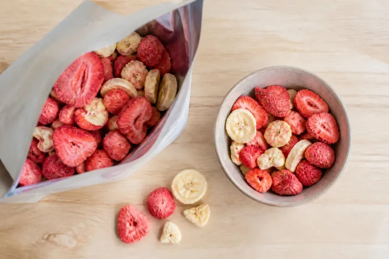 Illustration accompanying Once opened, how long does freeze-dried fruit keep well?